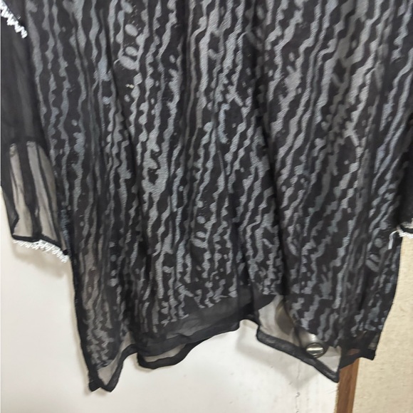 Black Sheer Tunic with White Embellishments kurti medium - Picture 4 of 4